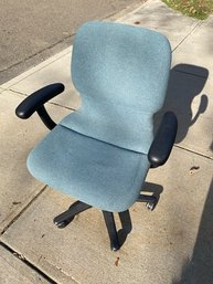 Rolling Swivel Office Chair