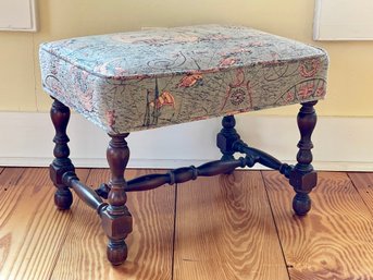 Upholstered Accent Stool / Ottoman