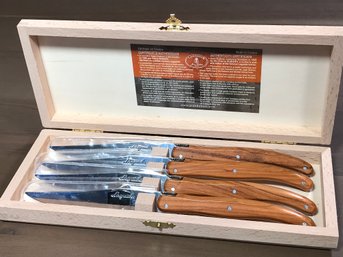 Amazing $225 LAGUIOLE Steak Knife Set - Made In France Exclusively For Bloomingdales - Set Of 4 - Original Box