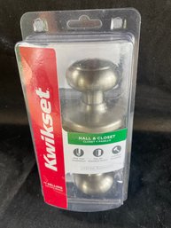 Kwik Set Hall And Closet Doorknob Kit