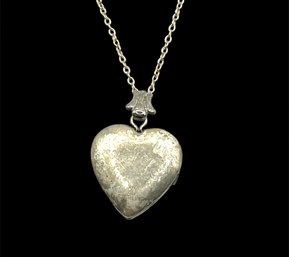 Vintage Italian Sterling Silver Chain With Heart Shaped Locket Pendant