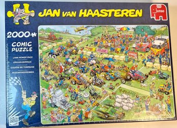 Jan Van Haasteren 2000 Piece Lawn Mower Race Puzzle
