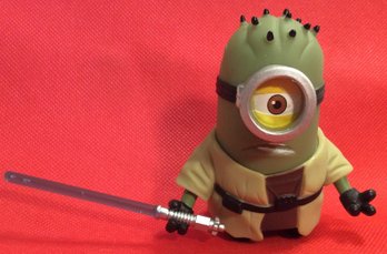 Despicable Me Star Wars Minions Yoda Action Figure - L