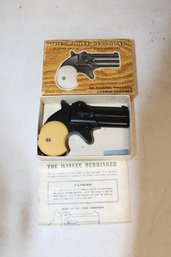 The Winlee Derringer Replica Pistol Of Remington Made In Italy In Box