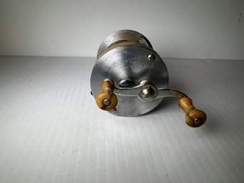 Shakespeare 1958 Triumph Fishing Reel