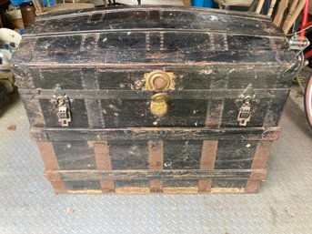 Vintage Dome Top Trunk