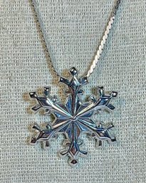 Gorham Sterling Silver Snowflake Pendant With Sterling Silver Chain