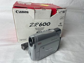 Canon ZR 600 Digital Video Camcorder