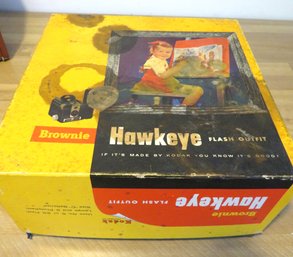 Vintage Brownie Camera Hawkeye Flash Outfit