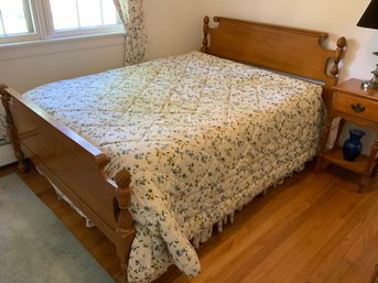 Vintage Full Size Bed