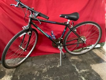 Schwinn Crisscross Bicycle