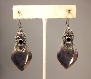 PAIR VINTAGE INDONESIAN STERLING SILVER BLACK ONYX PIERCED 1980S EARRINGS