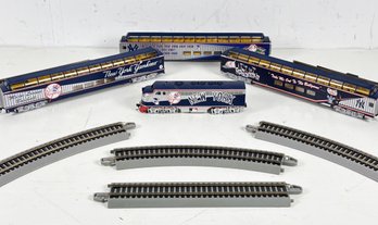 A Yankees Train Set!