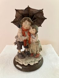 Giuseppe Armani Gulliver's World Boy Girl Under Umbrella Figurine Signed Stamped