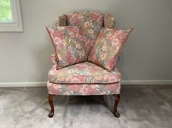 Floral Arm Chair With Matching Pillows