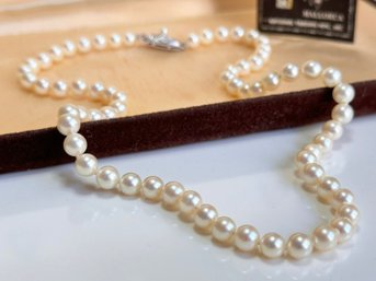 A Vintage Mallorca Pearl Necklace