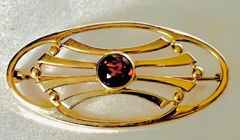 VINTAGE 10K RED GEMSTONE BROOCH