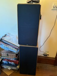 A PAIR OF BOSTON ACOUSTIC HD10 SHELF SPEAKERS