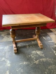 Large Hideaway Expandable Farm Table