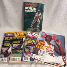 Vintage Trading Card Price Guides With June 22, 1992 Sports Illustrated With Michael Jordan Cover - L