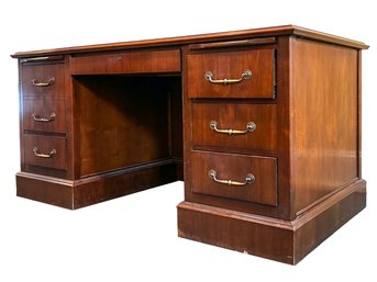 A Vintage Mahogany Kneehole Desk By Daubman's Of Poughkeepsie (2 Of 3)