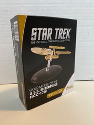 Eaglemoss, LTD Star Trek  Gold Of The  Model U.S.S Enterprise NCC-1701  Model. (#11)