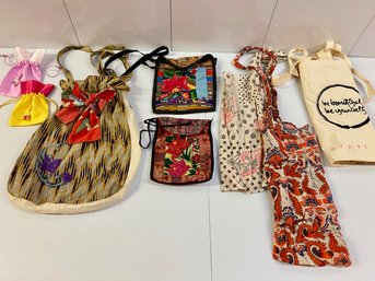 Lot Of Small Mexican Crossbody Bags And Market Bags (5)