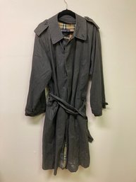 Mens Vintage  Burberrys Belted Trench Coat Size 42 Long