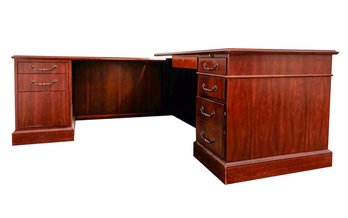 A Large Corner 'L' Shaped Executive Desk