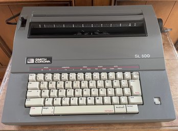 SMITH CORONA SL500 Electric Typewriter Model 5A