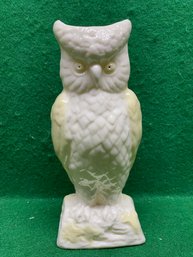 Vintage Irish Belleek Great Horned Owl Vase. 8 1/4' Tall. In Perfect Condition.