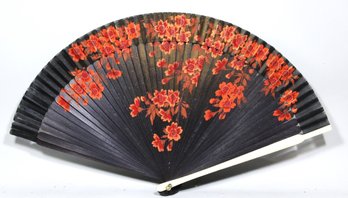 Beautiful Hand Painted Wood Japanese Ladies Fan Red Flowers