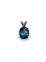 Vintage Sterling Silver Sapphire Blue Color Pendant