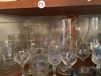 ANTIQUE GLASS LOT