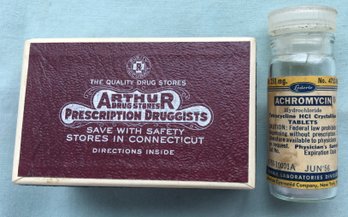 June 1956 Vintage Medical Doctor's Filled Prescription In Original Arthur's Drug Store Box - Empty Bottle