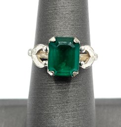 Vintage Sterling Silver Hallmarked Emerald Cut Green Stone Ring, Size 6