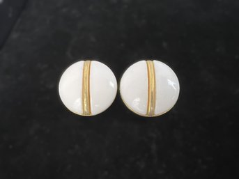 Vintage White & Gold Clip-on Earrings