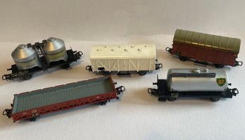 Model Railway HO Scale Rolling Stock - German DB - Five Railroad Cars