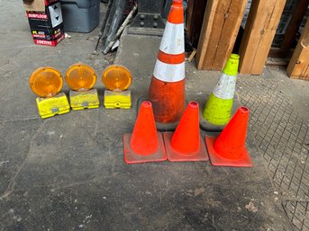 Work Site Safety Cones & Lights ( Not Tested)