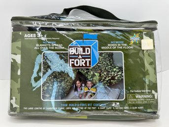 Build A Fort Kit By Be Amazing Toys, New In Box