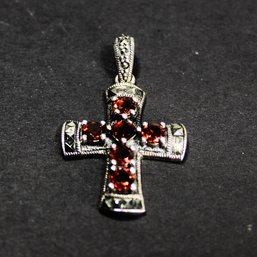 FINE STERLING SILVER MALTESE CROSS PENDANT GENUINE GARNET AND MARCASITES