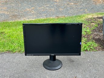 A Beno 27 Inch Monitor