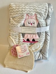 Brand New WENDY BELLISSIMO Plush Baby Blanket And SoDorable Hat