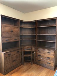 Large Cornered Desk With Bookshelves And Drawers