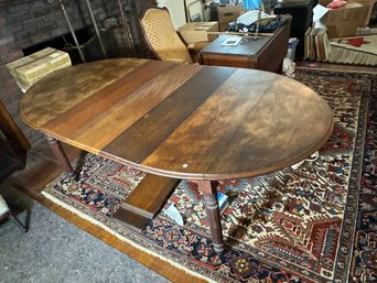 ANTIQUE OAK DROPLEAF TABLE W/ LEAVES