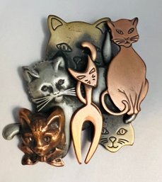 3 TONE CUTE KITTY CATS BROOCH