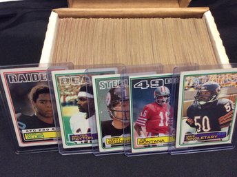 1983 Topps Football Complete Set - M