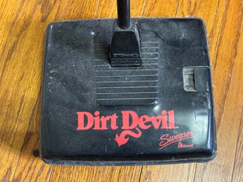 Dirt Devil Manual Push Sweeper