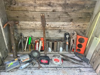 Miscellaneous Tools- USA, Lufkin,Black And Decker And More - Lot C