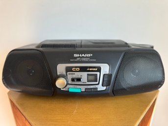 Vintage Sharp QT-CD111 Portable CD Cassette AM/FM Radio Boombox